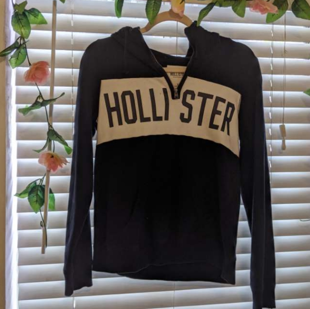 Hollister Hoodie